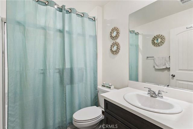 32486 Roman Warren, Winchester, CA 92596