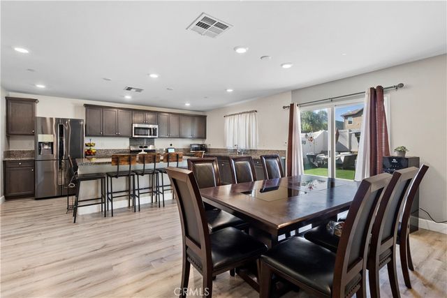 32486 Roman Warren, Winchester, CA 92596