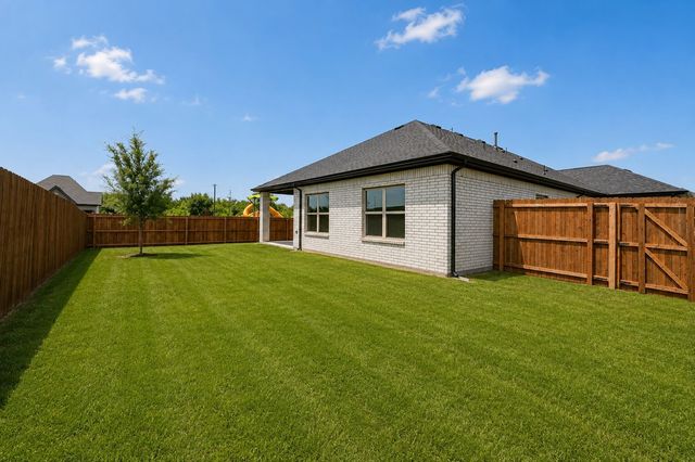 202 Briarwood Drive, Nevada, TX 75173