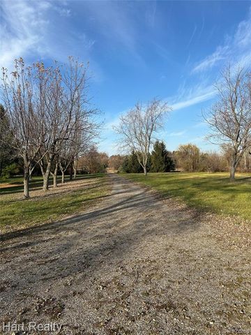 789 W Castle Road, Fostoria, MI 48435