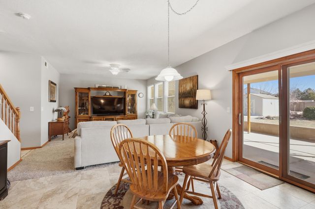 1664 Cerro Crestado Drive NW, Los Lunas, NM 87031