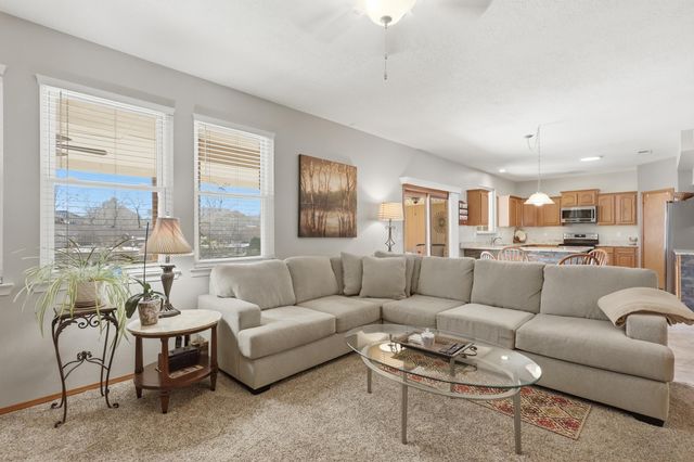 1664 Cerro Crestado Drive NW, Los Lunas, NM 87031