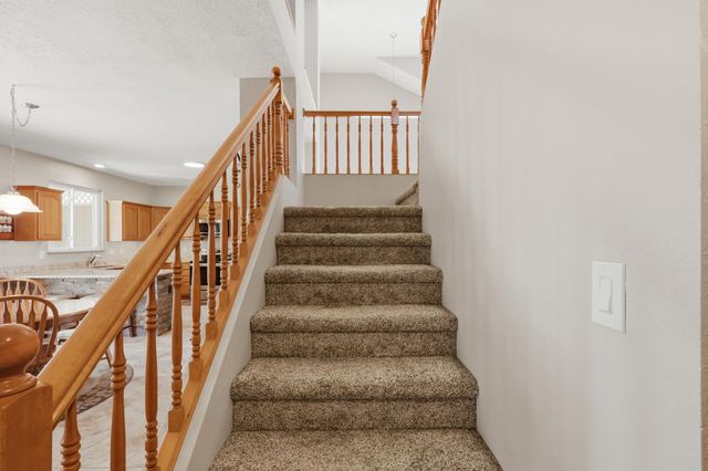 1664 Cerro Crestado Drive NW, Los Lunas, NM 87031