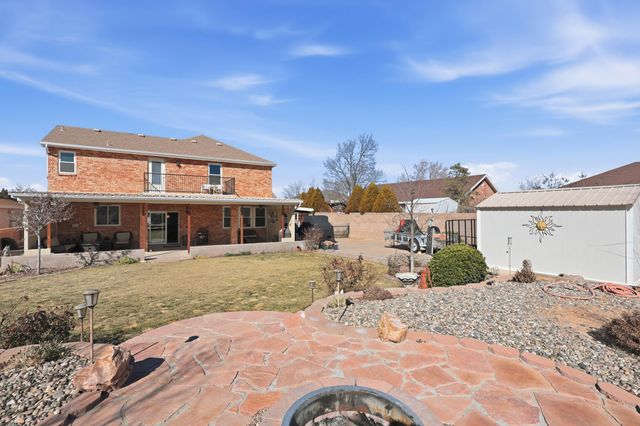 1664 Cerro Crestado Drive NW, Los Lunas, NM 87031