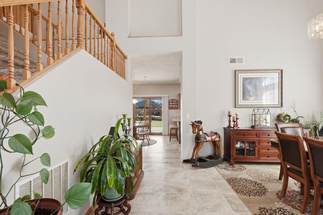 1664 Cerro Crestado Drive NW, Los Lunas, NM 87031