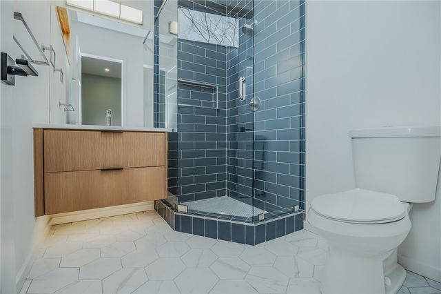 604 NW Bike Court, Bentonville, AR 72712