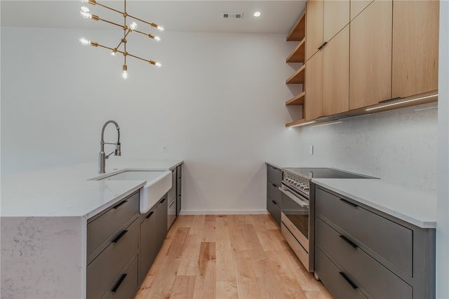 604 NW Bike Court, Bentonville, AR 72712