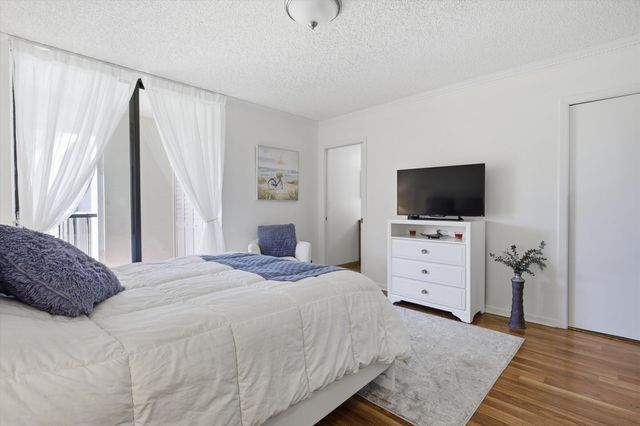 5370 Las Verdes Circle 303, Delray Beach, FL 33484