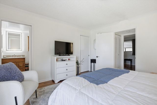 5370 Las Verdes Circle 303, Delray Beach, FL 33484