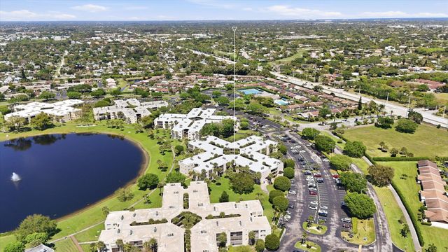 5370 Las Verdes Circle 303, Delray Beach, FL 33484