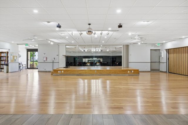 5370 Las Verdes Circle 303, Delray Beach, FL 33484