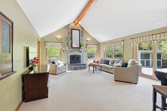 96 Town Farm Road, Sutton, MA 01590