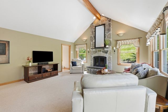 96 Town Farm Road, Sutton, MA 01590