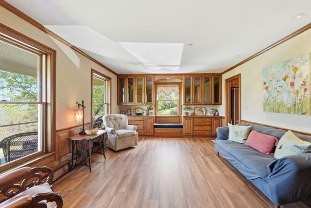 96 Town Farm Road, Sutton, MA 01590