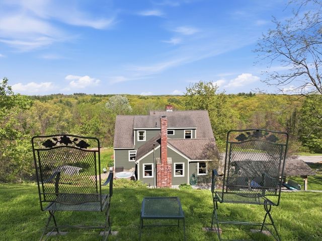 96 Town Farm Road, Sutton, MA 01590