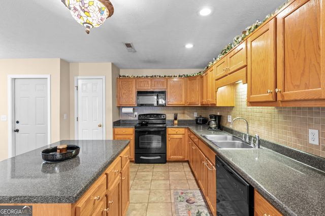 114 Abby Lane, Carrollton, GA 30117