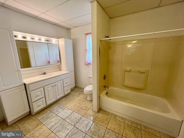1814 PARKSIDE DR, Pasadena, MD 21122