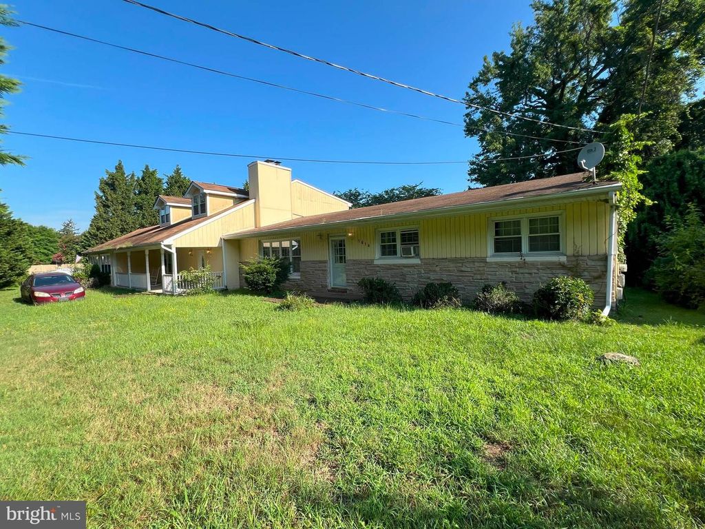 1814 PARKSIDE DR, Pasadena, MD 21122