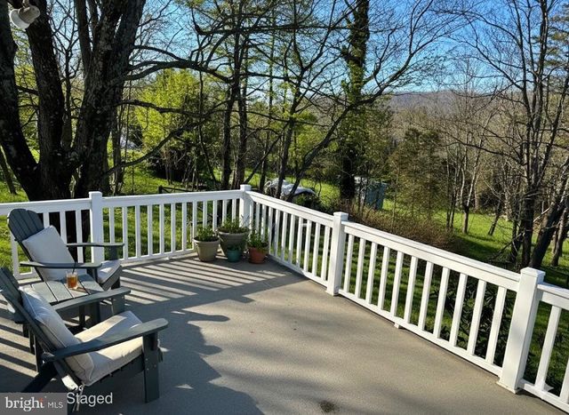 1211 MOUNTAINVIEW BLVD, Dauphin, PA 17018