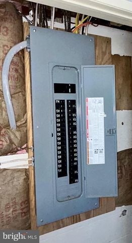 1211 MOUNTAINVIEW BLVD, Dauphin, PA 17018