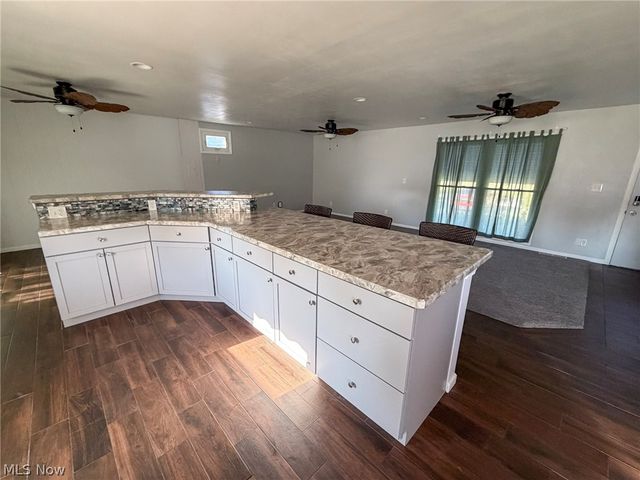 568 Purdue Avenue, Austintown, OH 44515
