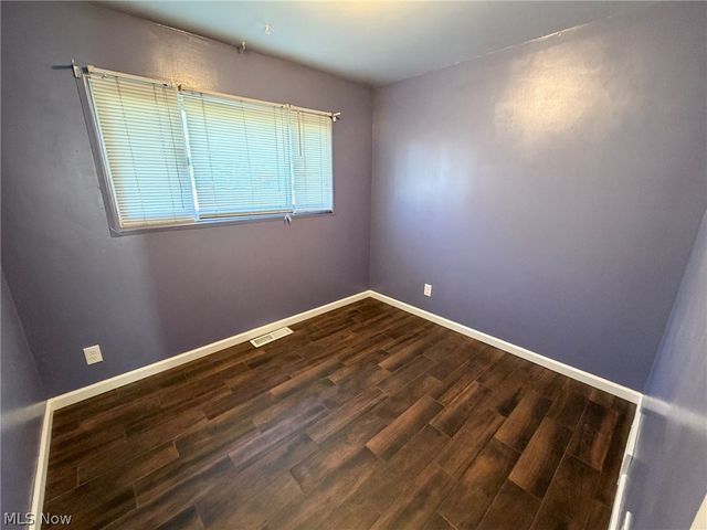 568 Purdue Avenue, Austintown, OH 44515