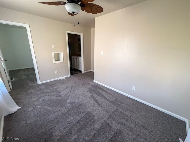 568 Purdue Avenue, Austintown, OH 44515