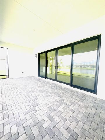 12465 SW Crystal Cove Drive, Port St Lucie, FL 34987