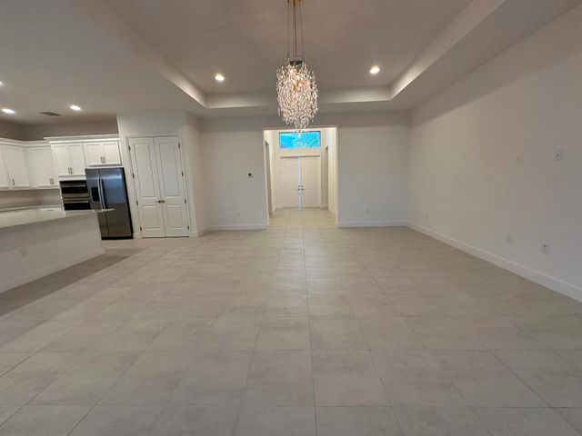 12465 SW Crystal Cove Drive, Port St Lucie, FL 34987