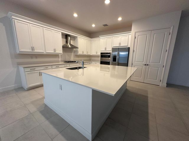 12465 SW Crystal Cove Drive, Port St Lucie, FL 34987