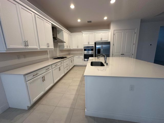 12465 SW Crystal Cove Drive, Port St Lucie, FL 34987