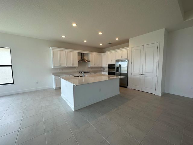 12465 SW Crystal Cove Drive, Port St Lucie, FL 34987