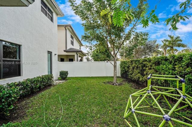 17325 SW 41 Street, Miramar, FL 33029