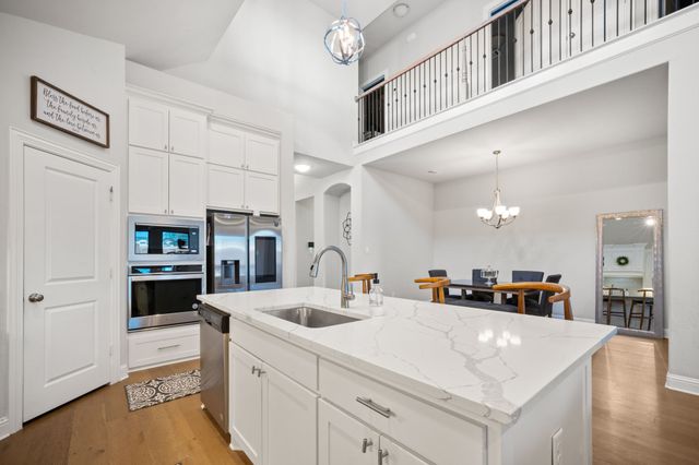 225 Lariat Trail, Waxahachie, TX 75165