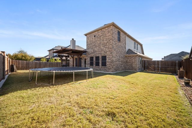 225 Lariat Trail, Waxahachie, TX 75165