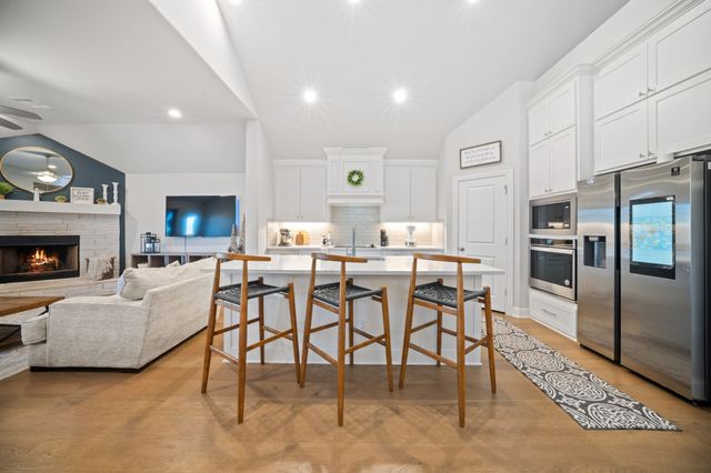 225 Lariat Trail, Waxahachie, TX 75165