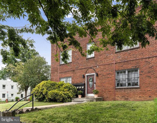 341 17TH ST SE, Washington, DC 20003