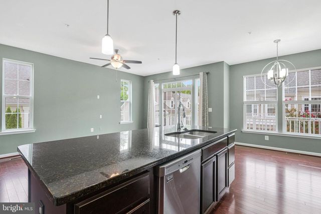 59 STEEPLECHASE DR, La Plata, MD 20646