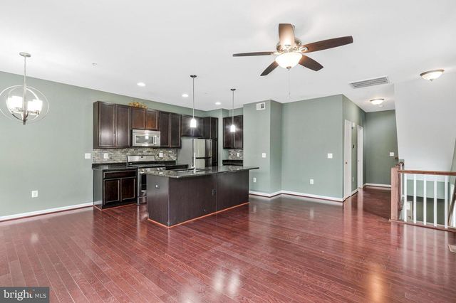 59 STEEPLECHASE DR, La Plata, MD 20646