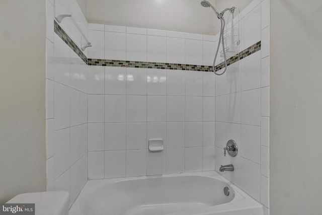 59 STEEPLECHASE DR, La Plata, MD 20646