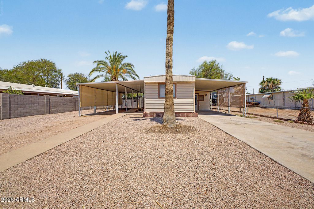 8114 E BALTIMORE Street, Mesa, AZ 85207 — exterior