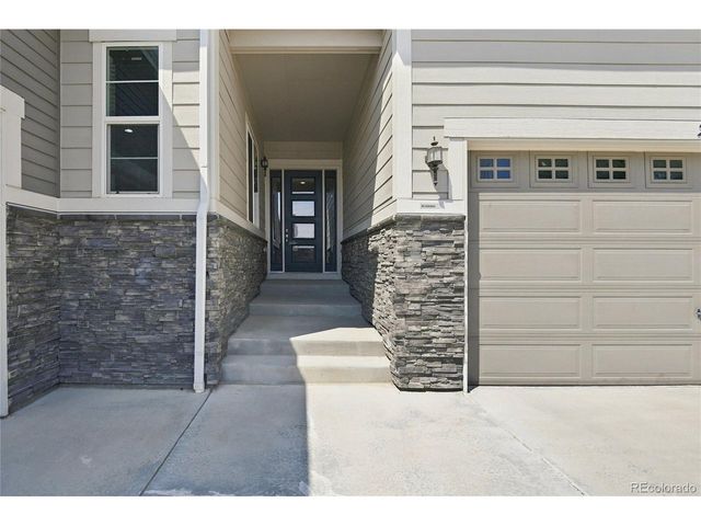 22619 E Tufts Pl, Aurora, CO 80015