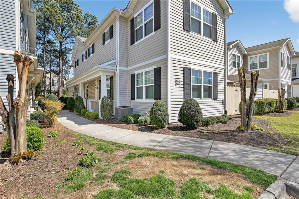 1440 Rollesby WAY, Chesapeake, VA 23320