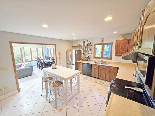 3302 Portage Road, Madison, WI 53704