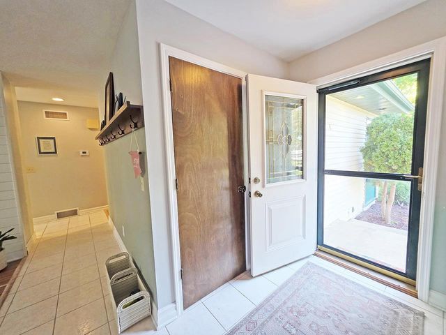 3302 Portage Road, Madison, WI 53704