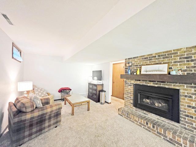 3302 Portage Road, Madison, WI 53704