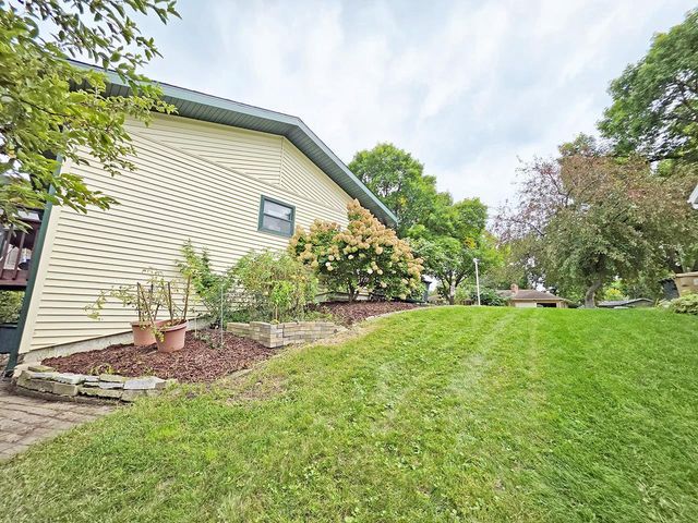 3302 Portage Road, Madison, WI 53704