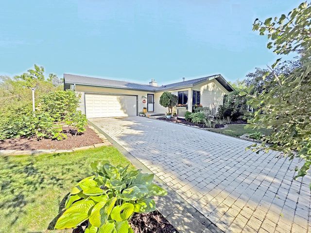 3302 Portage Road, Madison, WI 53704