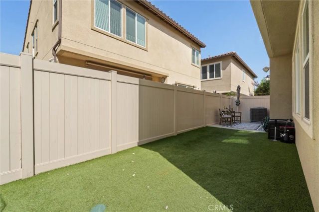 250 W Ridgewood, Long Beach, CA 90805