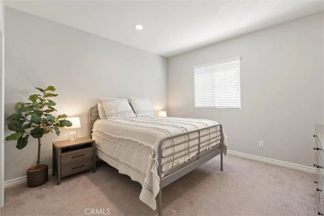 250 W Ridgewood, Long Beach, CA 90805